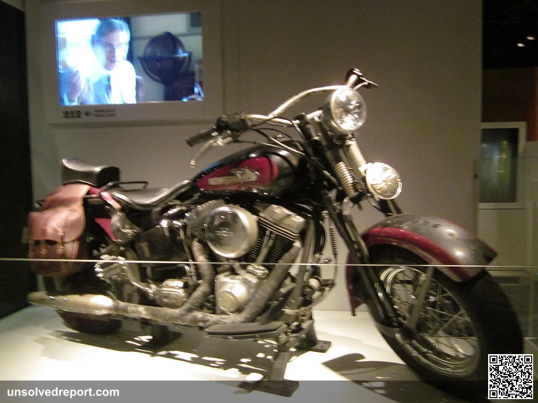 Indiana Jones and the Kingdom of the Crystal Skull motorbike