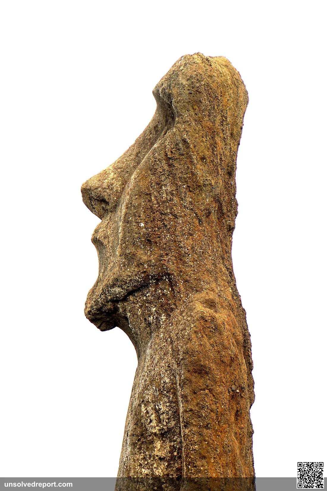 The A Vere moai at the entrance of Ahu Tongariki is called "The Travelling Moai" after it had made a trip to Japan in 1…