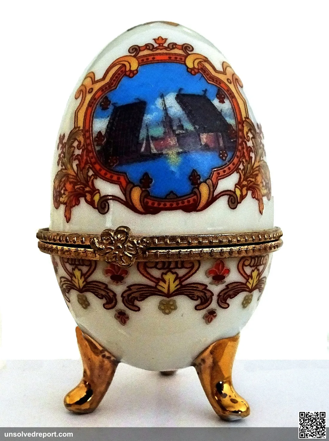 Modern replicas of Faberge eggs Saint Petersburg (Russia)