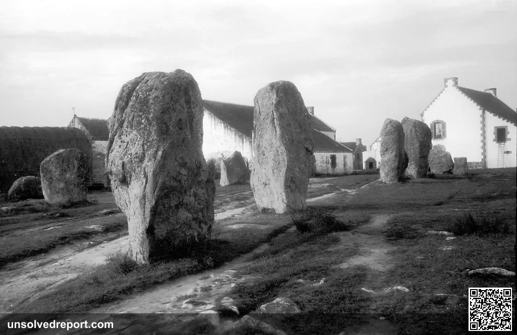 Alignments of Neolithic standing stones at Ménec in Carnac, Brittany, France