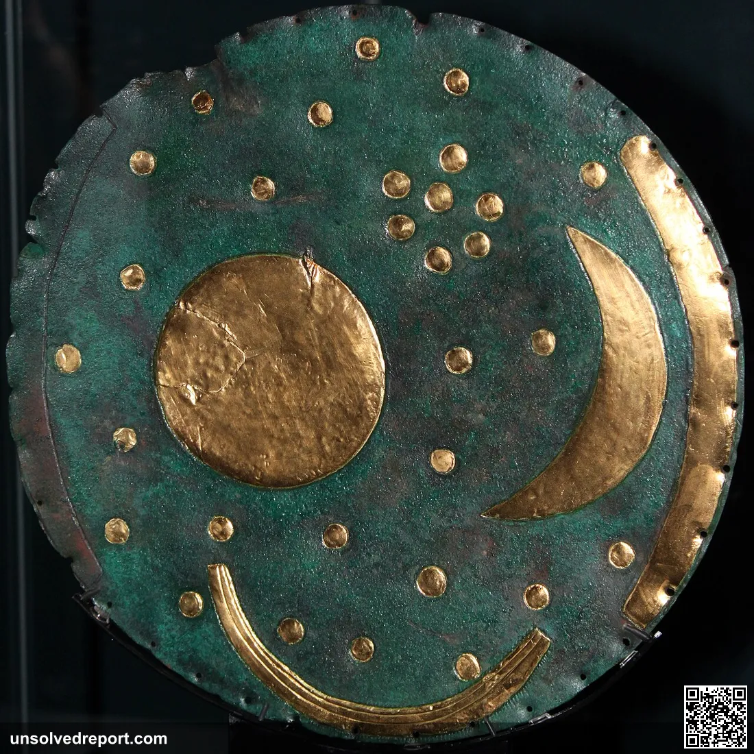 The Nebra Sky disk; Mittelberg near Nebra (Germany); Special exhibition "Beyond the Horizon - Space and Knowledge in th…