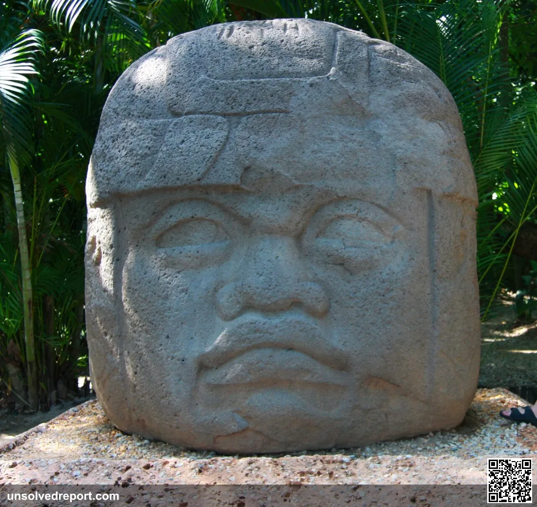 Head of Olmeca in Villhermosa Museum